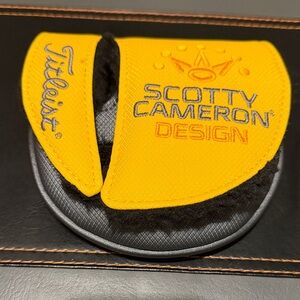 Titleist Scotty Cameron Yellow Milled Putter Cover
